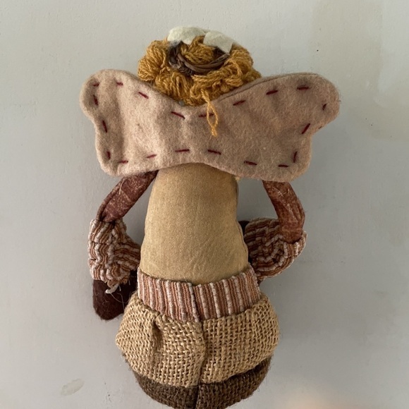 Vintage Folk Art Shelf Sitter Angel Christmas Decor - Picture 7 of 8